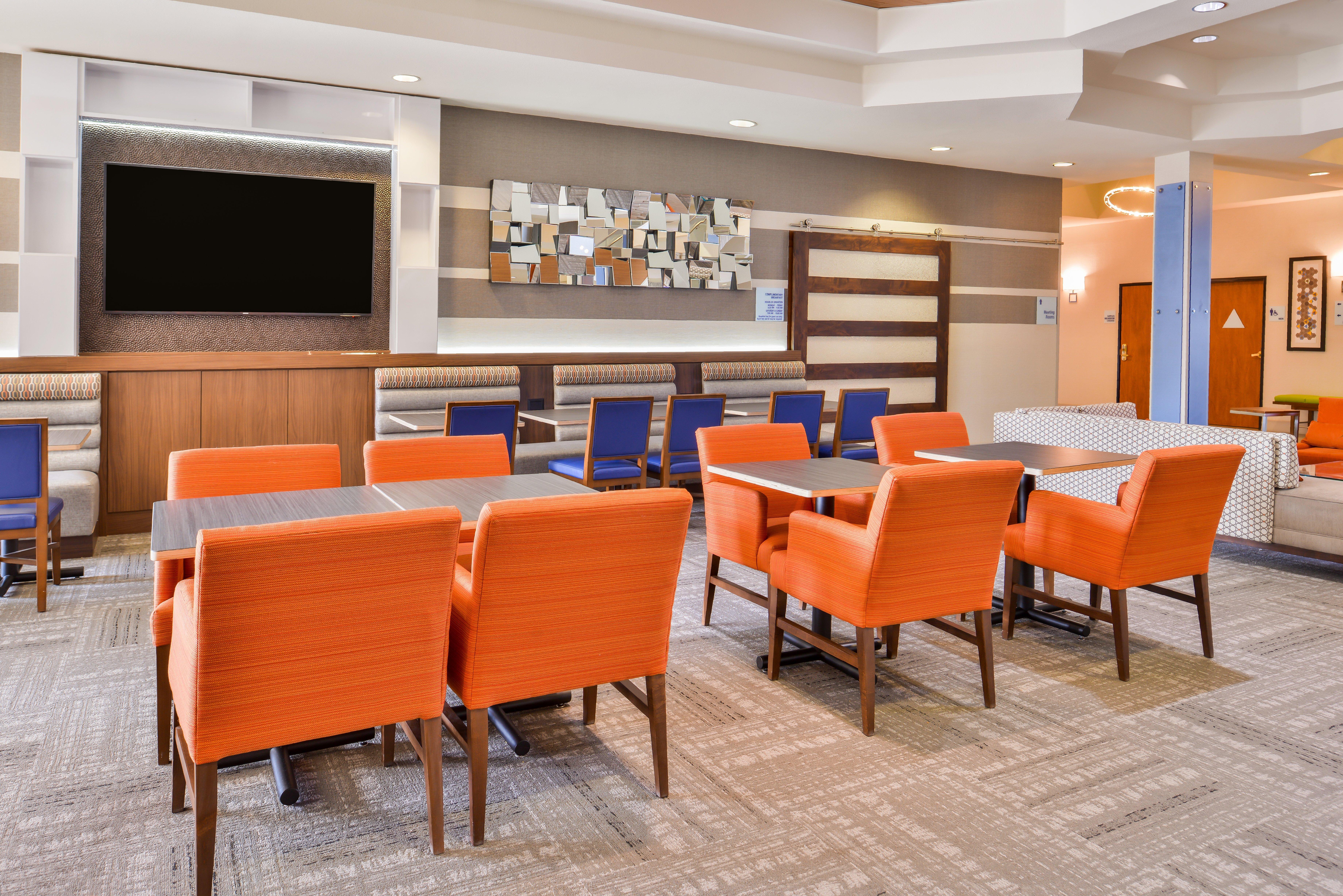 Holiday Inn Express & Suites Elk Grove Central - Hwy 99 By Ihg Luaran gambar