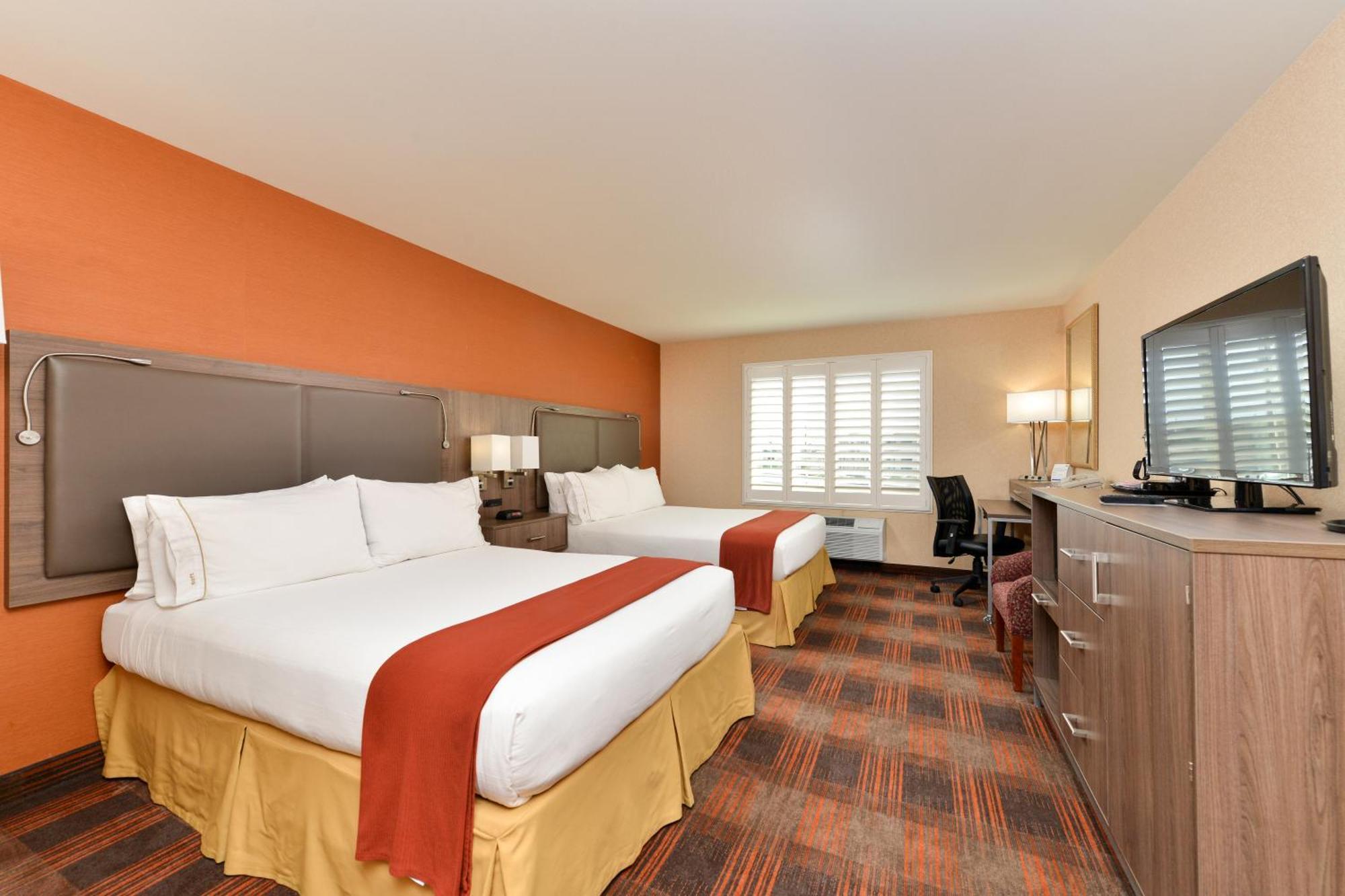 Holiday Inn Express & Suites Elk Grove Central - Hwy 99 By Ihg Luaran gambar