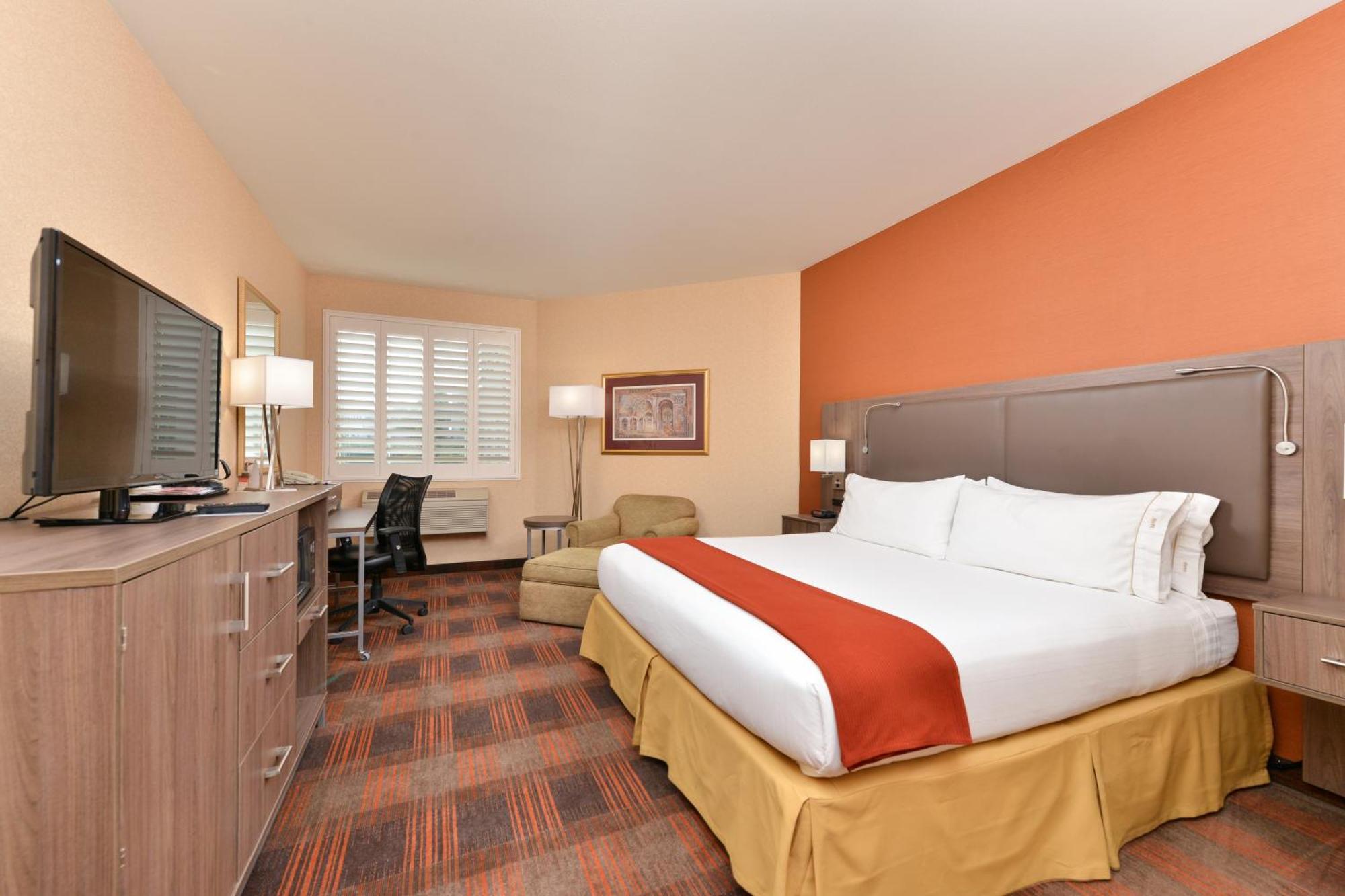 Holiday Inn Express & Suites Elk Grove Central - Hwy 99 By Ihg Luaran gambar